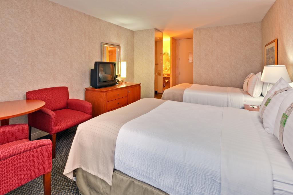 Holiday Inn Montreal Midtown Habitación foto