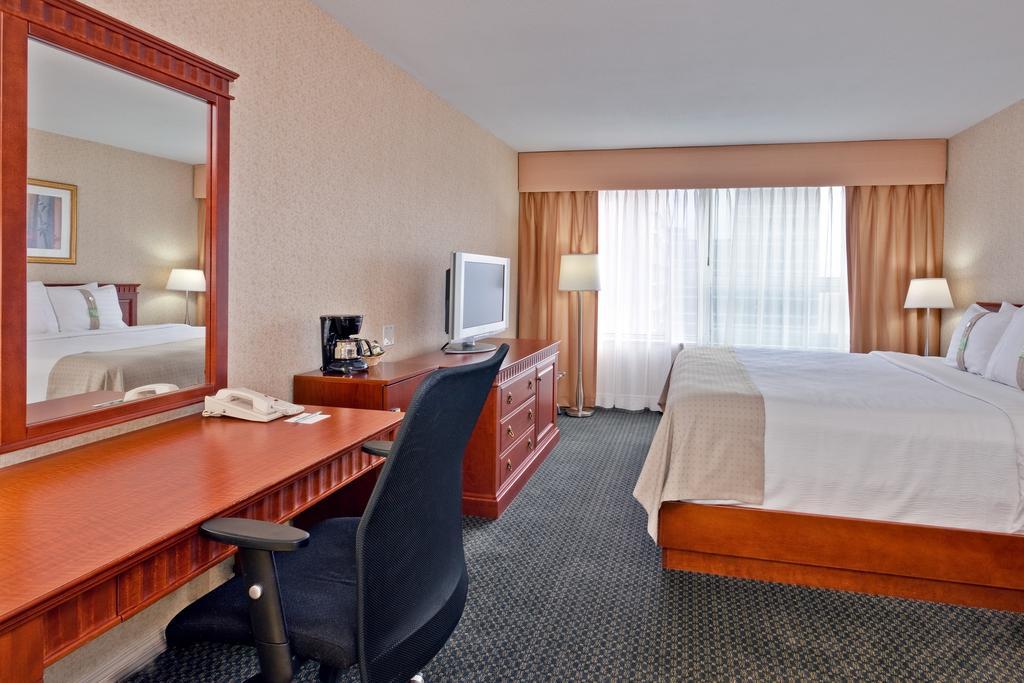 Holiday Inn Montreal Midtown Habitación foto